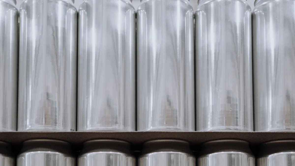 Understanding the Service Life Difference Between Z275 and Z180 Galvanized Steel Coil